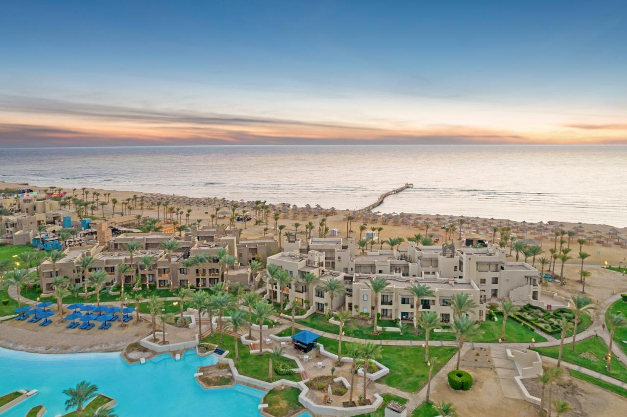 Pickalbatros Oasis Port Ghalib Hotel Exterior photo Hilton Sharm El Sheikh Resort