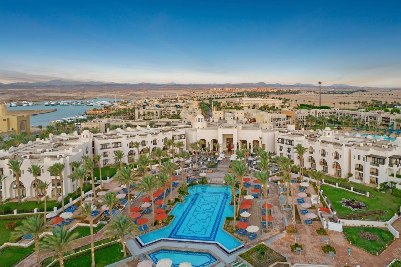 Pickalbatros Oasis Port Ghalib Hotel Exterior photo Hilton Taba Resort